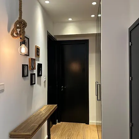 Апартаменты The Diamond At Ledra Street *